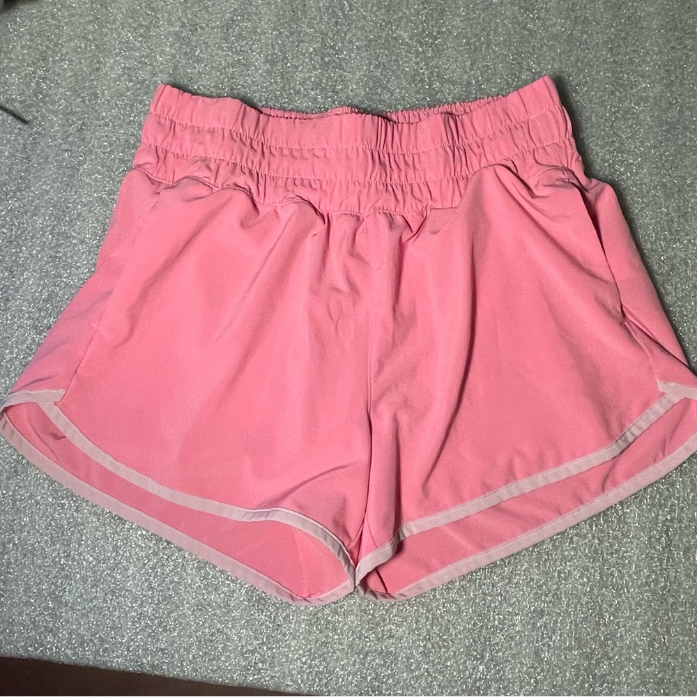 Athleta Girl Run Free 2.5” Shorts – Size XL (14) | Pink